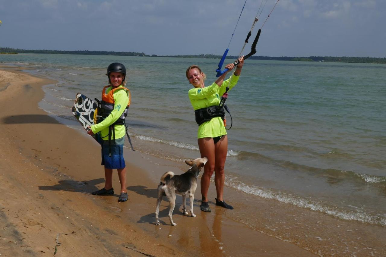 Blue Kite Family Resort Калпития Екстериор снимка